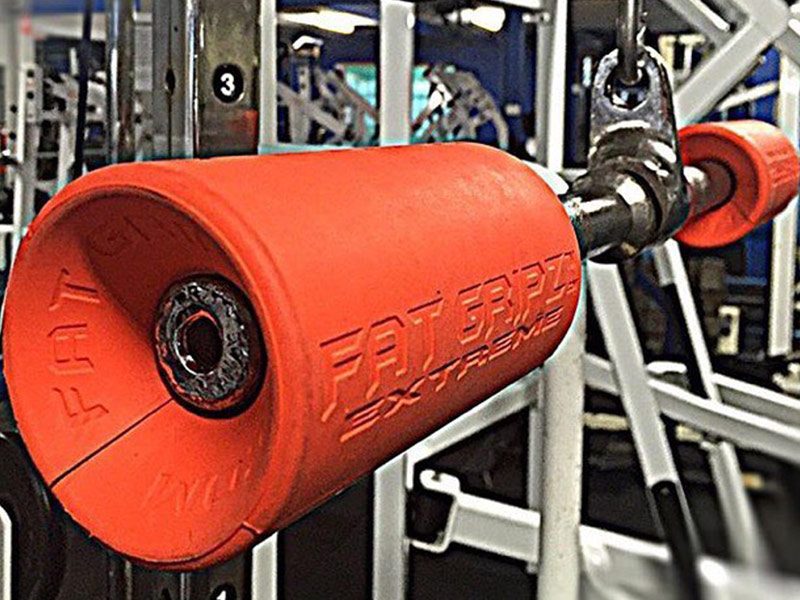 FatGripz Extreme attached to a tricep pulldown cable